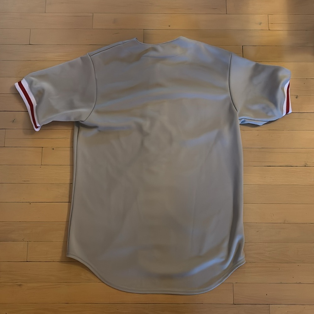 Philadelphia Phillies Majestic Gray Jersey - Picture 4 of 5